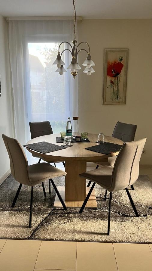 Apartment Centrally Located In The Rhine-Main Area Riedstadt Екстериор снимка